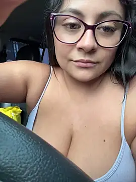 Sol biglips online show from April 16, 2026, 9:39 pm