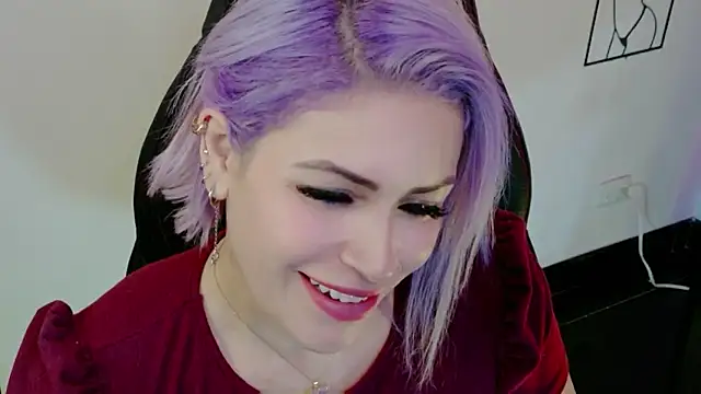 Natalia Montoya online show from February 2, 2026, 4:55 am