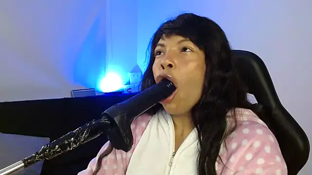 Anabel693 online show from February 4, 2025, 8:02 am