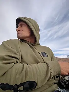 FloppyPickle4u online show from January 6, 2026, 9:39 pm