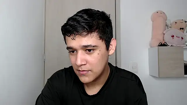 kaiine190 online show from October 22, 2025, 6:46 am