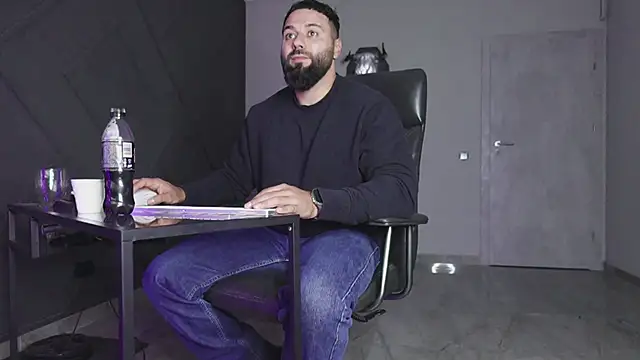 mattmasterss online show from October 19, 2025, 7:25 pm