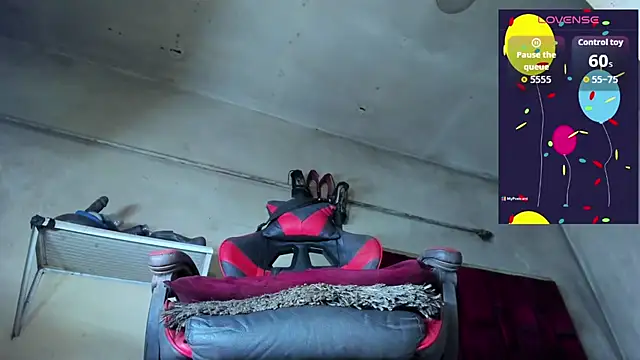 Trixy star horney online show from March 15, 2026, 9:43 pm