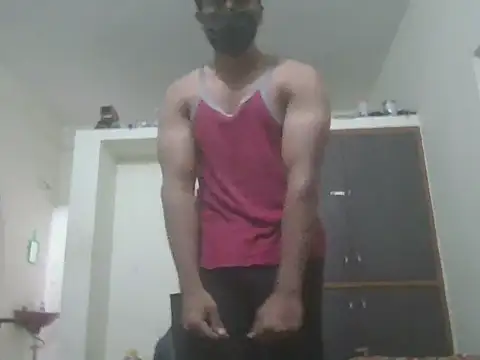 Snapshot of 2003vickey chatting on November 15, 2025, 5:53 pm 2003vickey online show from November 15, 2025, 5:53 pm