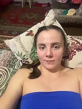 AlisaKissss online show from December 19, 2025, 7:32 pm