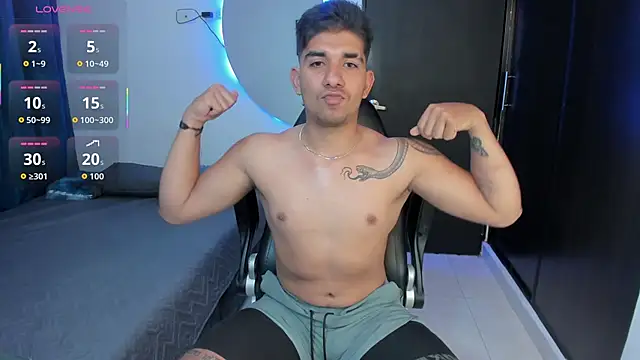 valentino santoss online show from November 17, 2025, 11:32 pm