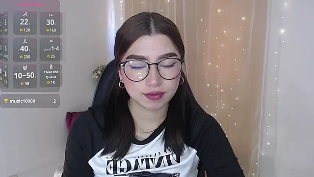 mily thomson b  online show from January 12, 2025, 5:33 pm