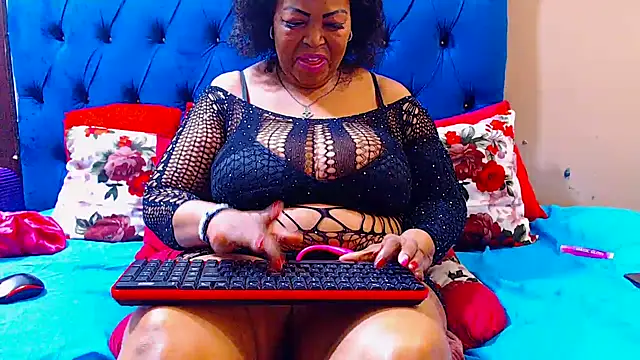 ebonycandy10 online show from October 20, 2025, 9:21 am