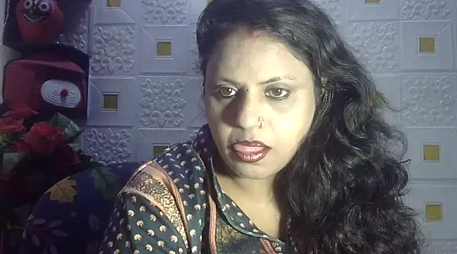 Sexy komolika online show from February 17, 2025, 5:43 pm