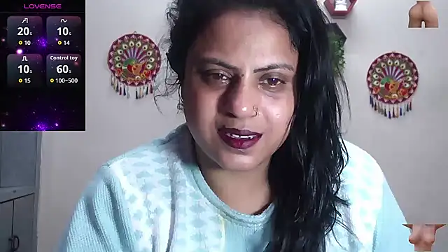 Snapshot of Sexy_komolika chatting on December 15, 2025, 2:54 pm Sexy komolika online show from December 15, 2025, 2:54 pm