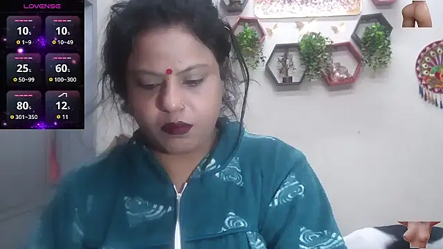 Snapshot of Sexy_komolika chatting on December 20, 2025, 1:02 am Sexy komolika online show from December 20, 2025, 1:02 am