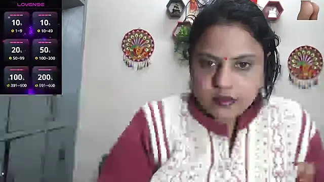 Snapshot of Sexy_komolika chatting on February 2, 2026, 4:27 pm Sexy komolika online show from February 2, 2026, 4:27 pm