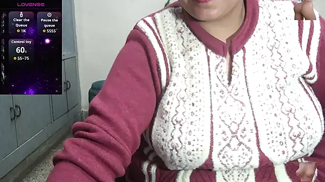 Snapshot of Sexy_komolika chatting on February 16, 2026, 5:09 pm Sexy komolika online show from February 16, 2026, 5:09 pm