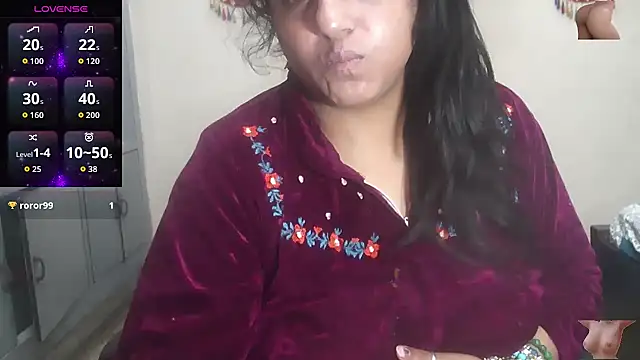 Snapshot of Sexy_komolika chatting on February 26, 2026, 1:04 am Sexy komolika online show from February 26, 2026, 1:04 am