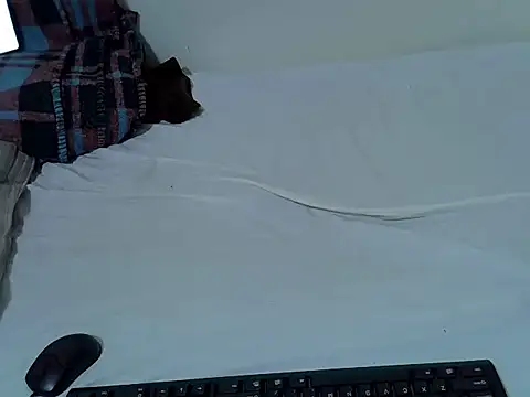 springly love online show from October 31, 2025, 4:19 pm