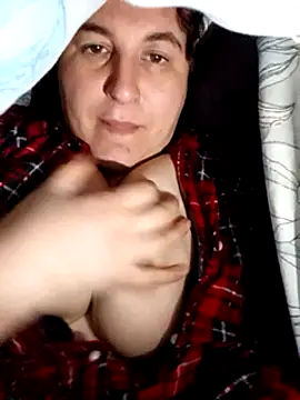 BlackVBarbie online show from February 1, 2025, 4:00 pm