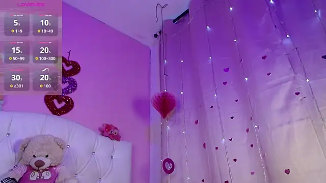 HECATE 23 online show from April 28, 2026, 2:22 pm