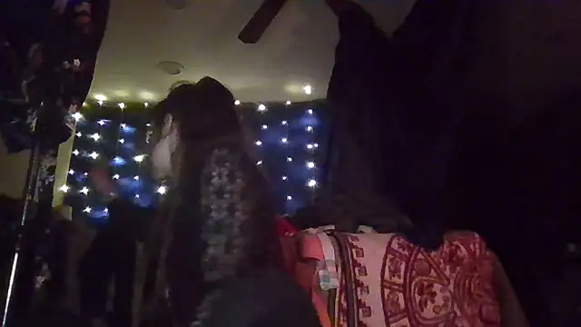 EyaDivine1 online show from January 17, 2026, 4:17 am