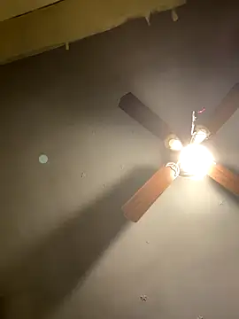 Snapshot of barbieruntz chatting on November 10, 2025, 12:09 am barbieruntz online show from November 10, 2025, 12:09 am