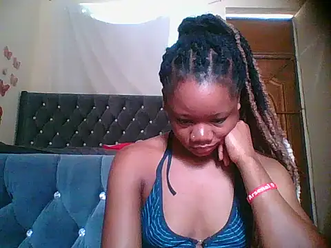 HotJeylee online show from November 11, 2025, 8:25 am