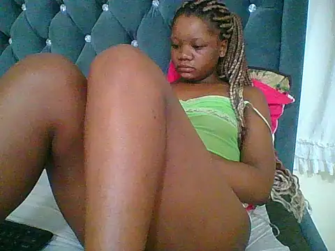 HotJeylee online show from January 12, 2026, 9:31 pm