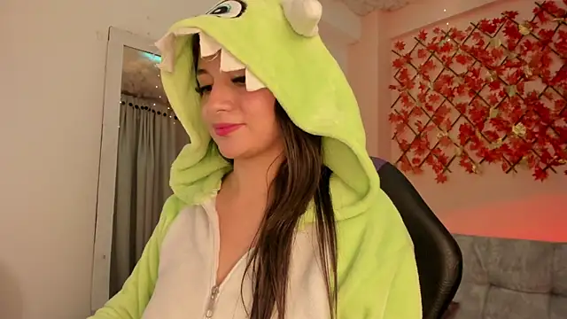 Snapshot of Sweet_Candies chatting on March 1, 2025, 3:43 am Sweet Candies online show from March 1, 2025, 3:43 am