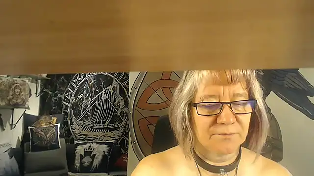 TittenMichelle online show from October 7, 2025, 6:43 am