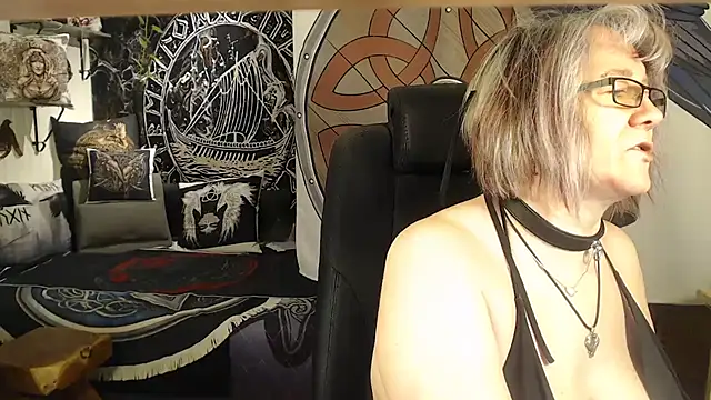 TittenMichelle online show from March 12, 2026, 7:31 pm