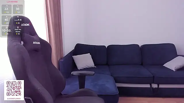 Snapshot of JessieFlower chatting on December 13, 2024, 7:25 am JessieFlower online show from December 13, 2024, 7:25 am