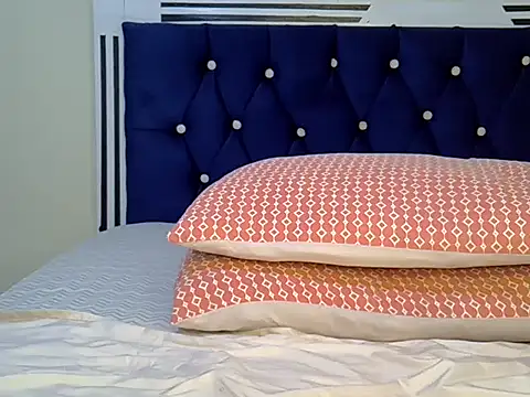 Goddess nanaya online show from December 17, 2025, 10:43 am