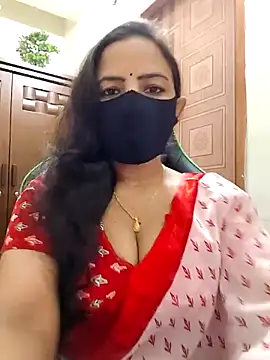 Payel-Sen online show from December 4, 2025, 7:22 pm