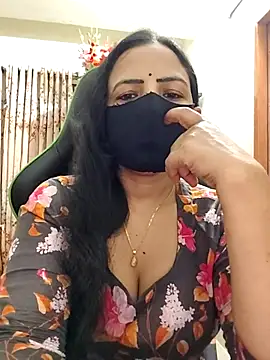 Payel-Sen online show from March 9, 2026, 8:02 pm