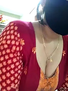 Payel-Sen online show from May 15, 2026, 6:26 pm