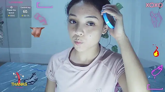 Snapshot of linzeysmith4 chatting on October 2, 2025, 2:29 am linzeysmith4 online show from October 2, 2025, 2:29 am
