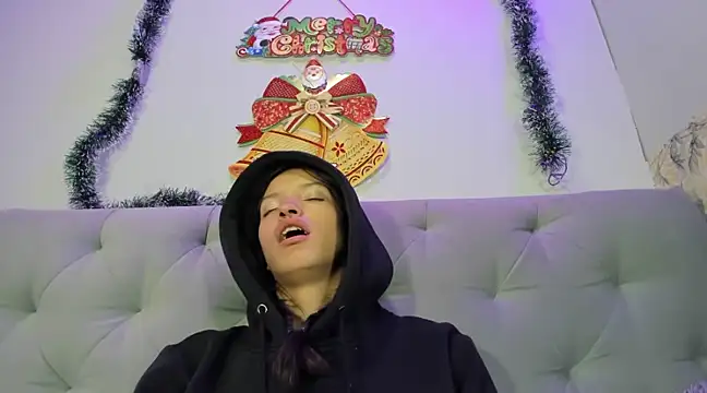 Emma-Wilson online show from December 20, 2024, 8:06 am