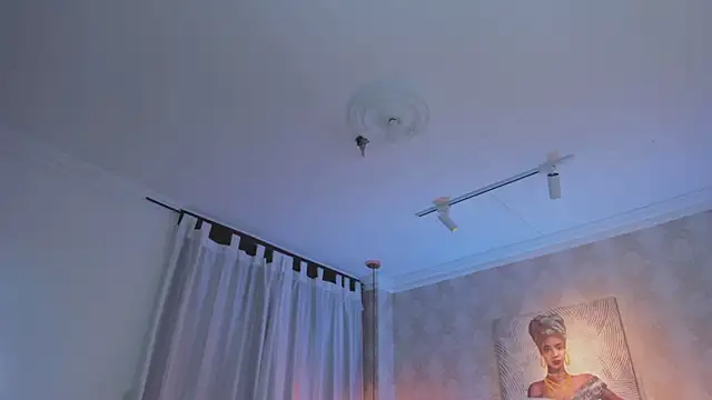 Shantall   online show from April 7, 2026, 10:59 am