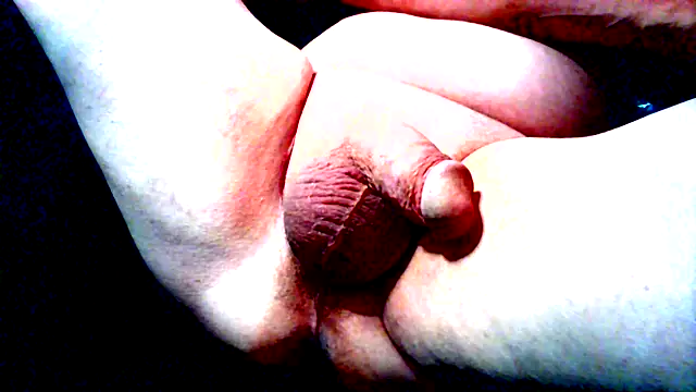 lustfan69 online show from May 3, 2026, 8:48 pm