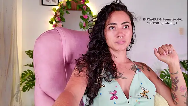 paula brunette online show from March 26, 2026, 4:18 am