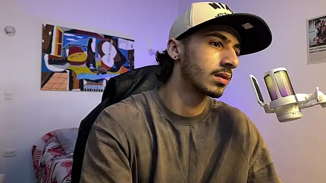 David Brown18 online show from March 7, 2025, 10:32 pm