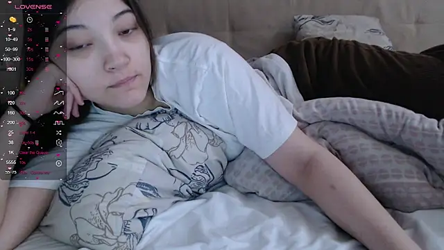 AlisaDevis online show from March 1, 2026, 7:21 am