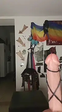 freyamoret online show from December 5, 2025, 3:15 am