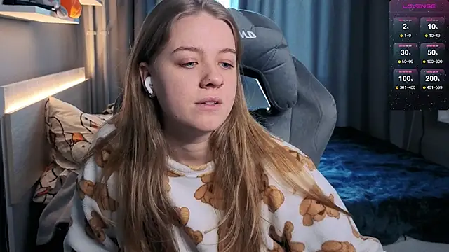 candy maggie online show from February 7, 2025, 12:39 pm