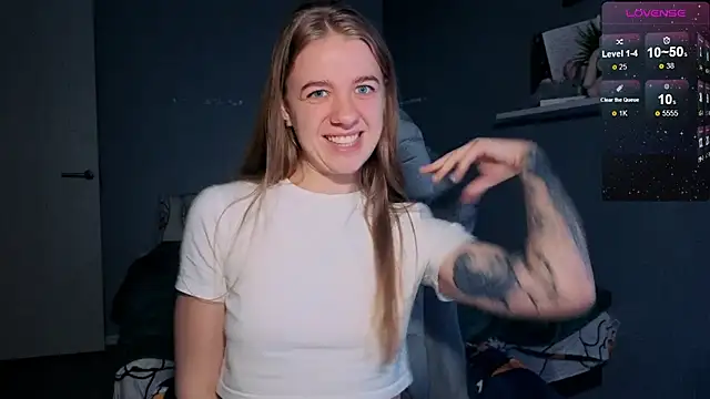 candy maggie online show from October 27, 2025, 5:39 pm