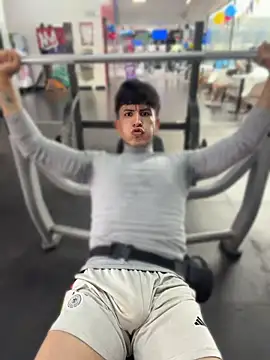 Snapshot of _Tomy08calderon chatting on July 1, 2026, 3:23 pm Tomy08calderon online show from July 1, 2026, 3:23 pm