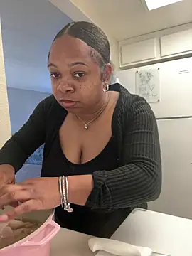 prettygirlxo online show from February 24, 2025, 9:09 pm