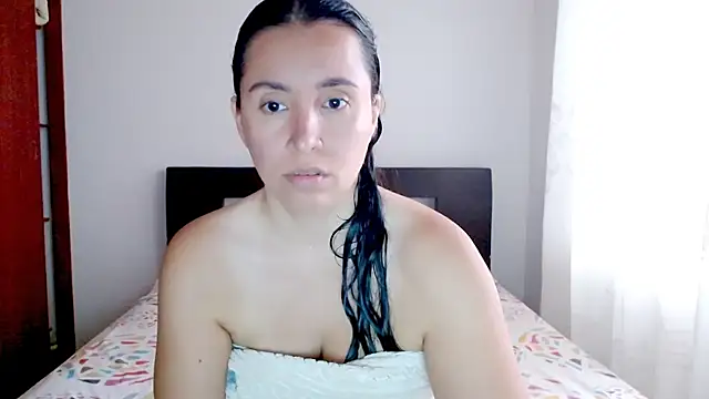emely sexx20 online show from October 11, 2025, 1:42 pm