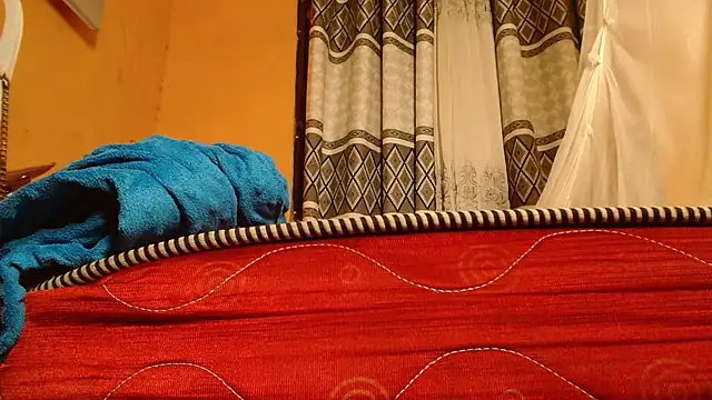 titi fiesta online show from April 3, 2026, 5:44 pm