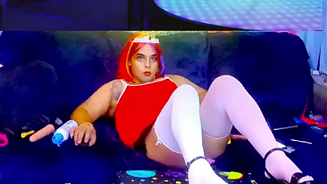 Snapshot of indica310 chatting on December 20, 2024, 11:32 am indica310 online show from December 20, 2024, 11:32 am