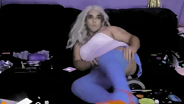 Snapshot of indica310 chatting on March 3, 2025, 1:42 pm indica310 online show from March 3, 2025, 1:42 pm