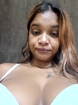 Indianqueen03 online show from March 1, 2025, 5:27 pm